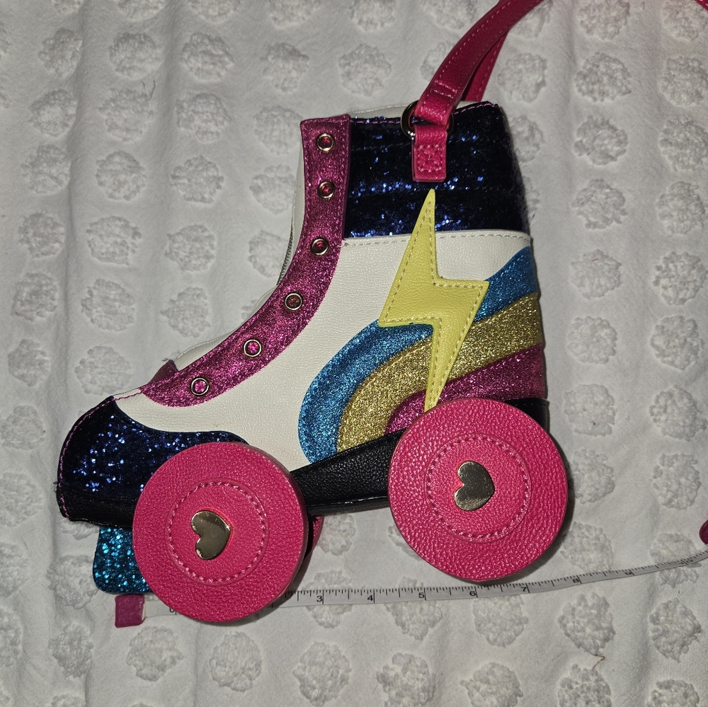 🛼Betsey Johnson Glitter Roller Skate Purse